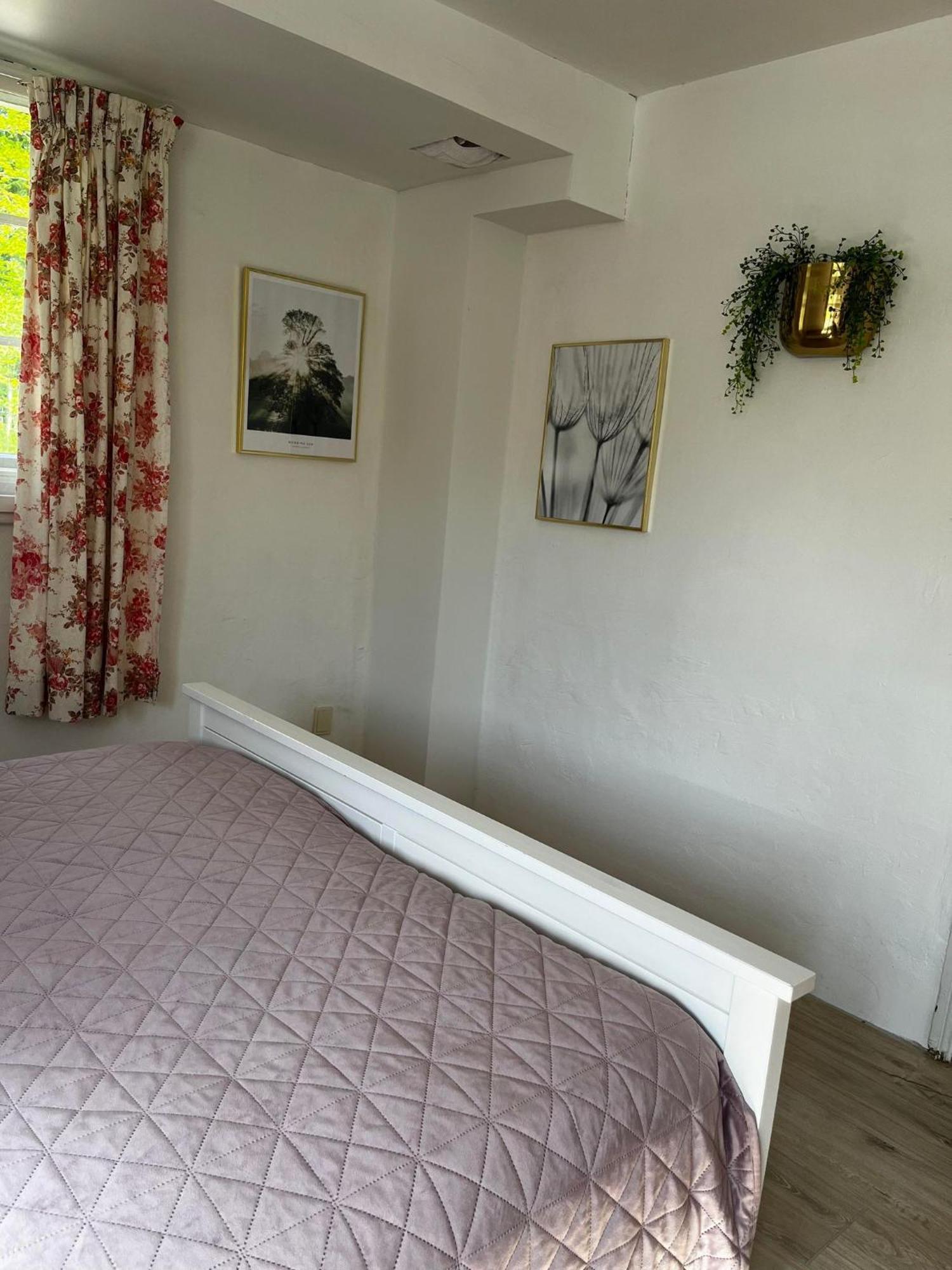 Rosenlund Gods - Kaelder B&B Sakskøbing Exterior foto